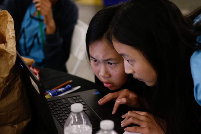 Students collaborating at the CCIC 2019